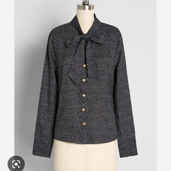 NWT Modcloth Heart Blouse - Picture 1 of 4